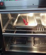 夏季嚴(yán)抓食品安全，張成榮電烤雞架提醒大家謹(jǐn)慎選擇！