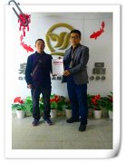 賀：威海榮成張成榮電烤雞架加盟再添一員，創(chuàng)業(yè)加盟旺季勢不可擋！