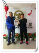 2019，又一家張成榮電烤雞架在青島落地！