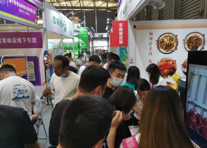 魔都＆美食，張成榮電烤雞架上海展會(huì)之行